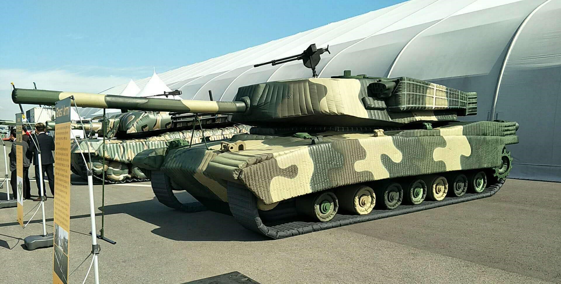 西宁军事充气坦克